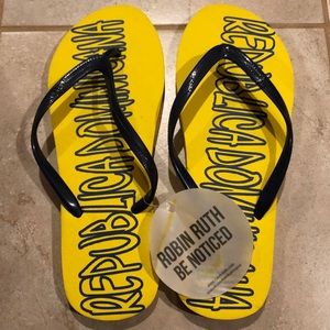 NWT Robin Ruth Flip Flops 🩴